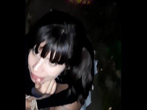 ❤️ Op straat geswelde penis in ruil vir lekkergoed ❤️ Russiese pornografie by ons ❌️